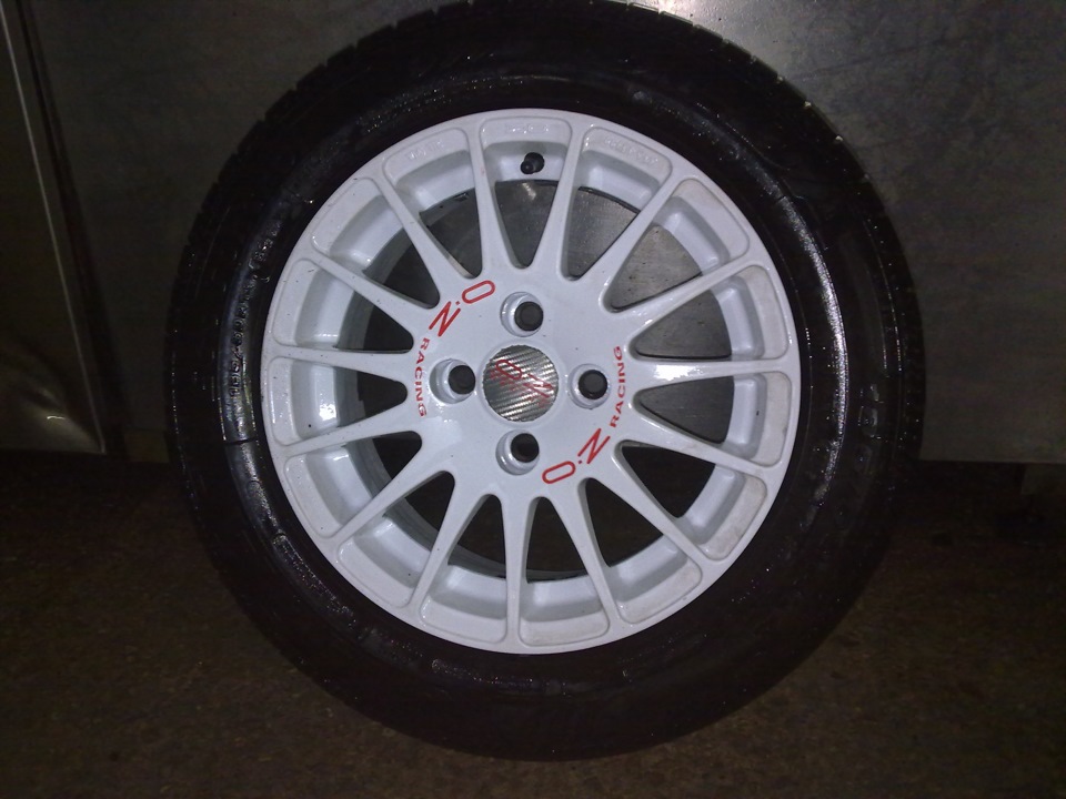 Литий диск OZRacing Superturismo WRC 14 + Гума Fulda 185/60R14 1