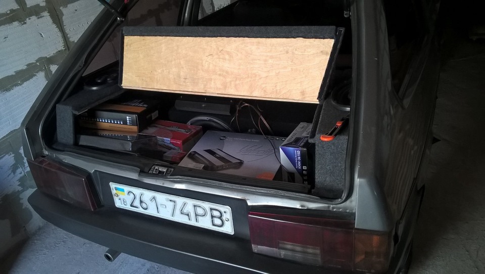 поки шахрай зимує в гаражі ... 4
