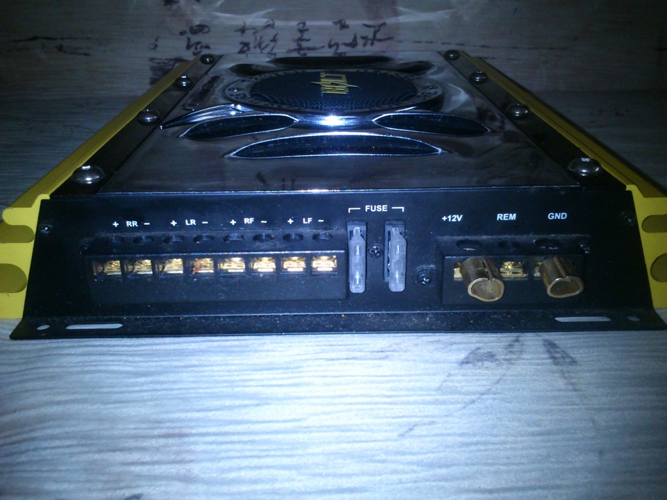 ♛ Продано! Підсилювач Lightning Audio B2.400.4 ♛ 2