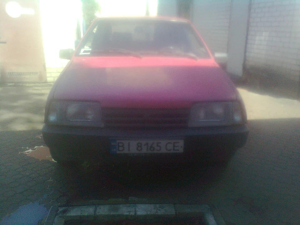 Поставив F-1 Дзеркала