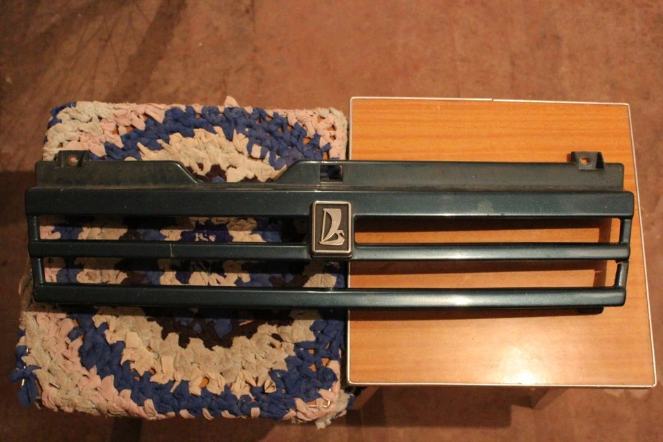 Решітка альтернативна Hand Made в Стікер