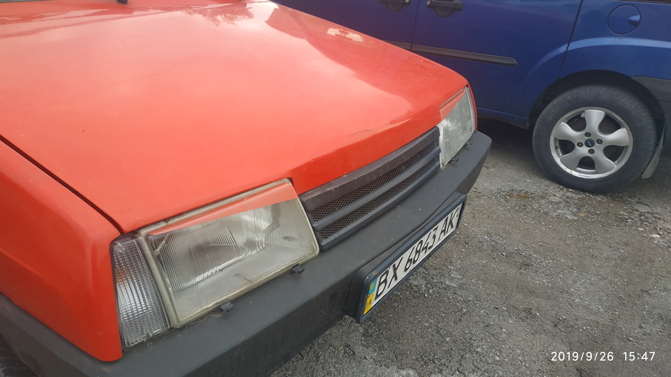 Якесь Ху-ло в'їхало в капот 2