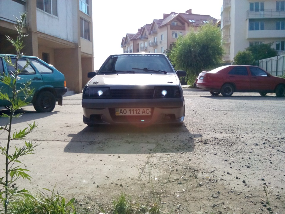 Лінзи, ксенон. Світло Привіт! 3