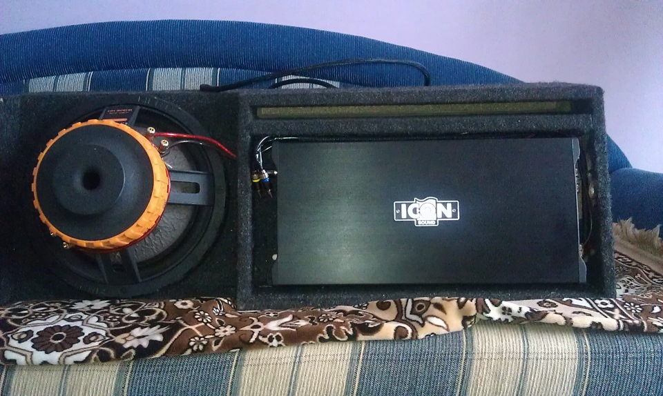 HERTZ HX 300D та ICON APR-D550 4
