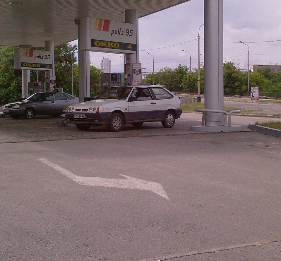 Зустрів Lada 2108 Carlota 1