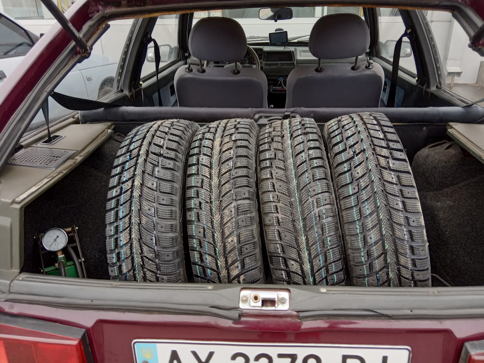 Зірка Української естради - Estrada Samurai 175/70R13 1