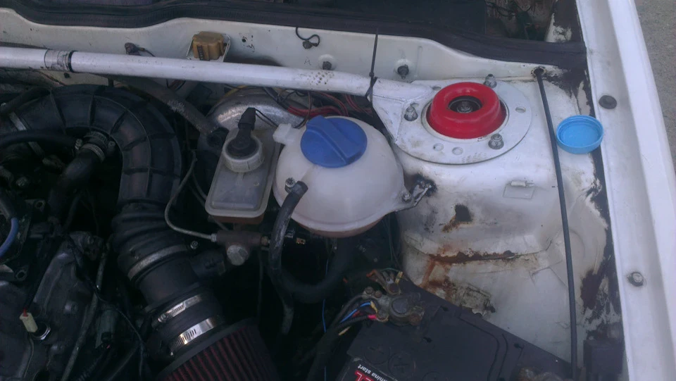 Розширювальний бачок з VW Golf 3