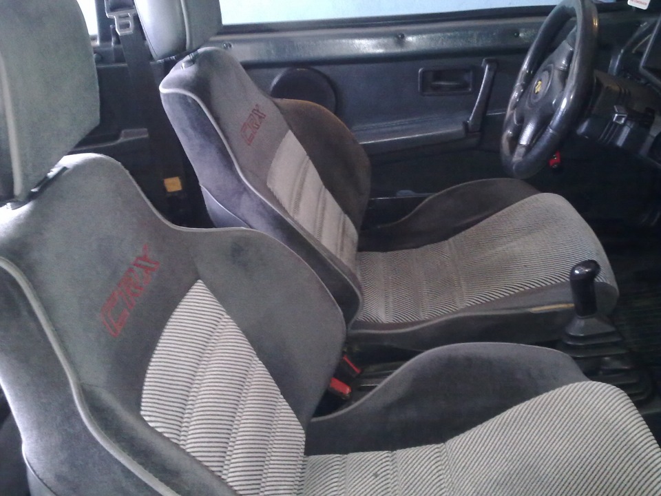 Сидіння від Honda CRX 1