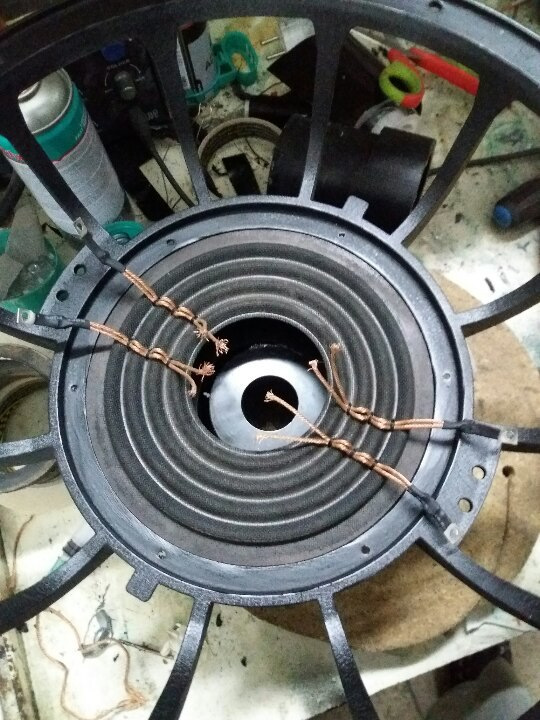 Custom on base Ultimate Audio JSW-15 5