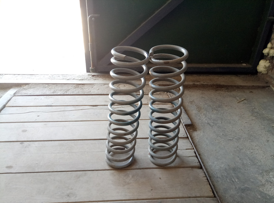 продам запчастини 4