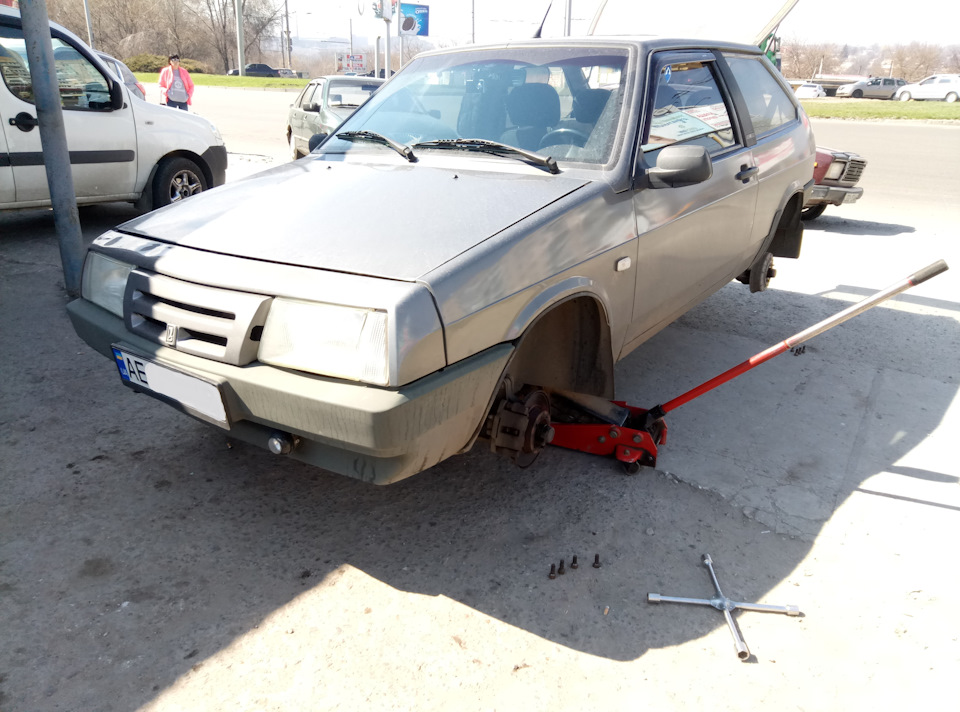 Виведення авто в бік після сезонної зміни гуми (причина знайдена) 1