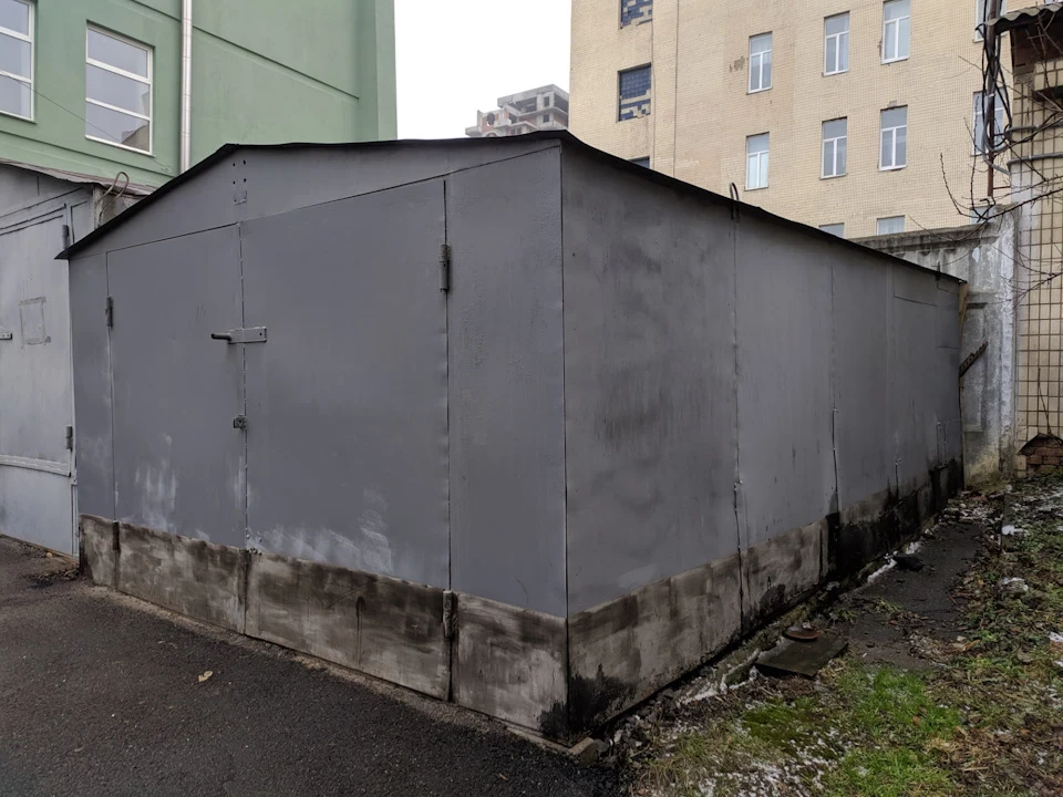 Знайшов гараж)
