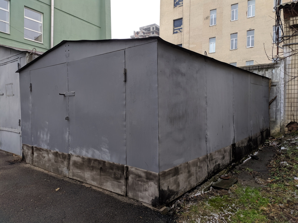 Знайшов гараж) 1