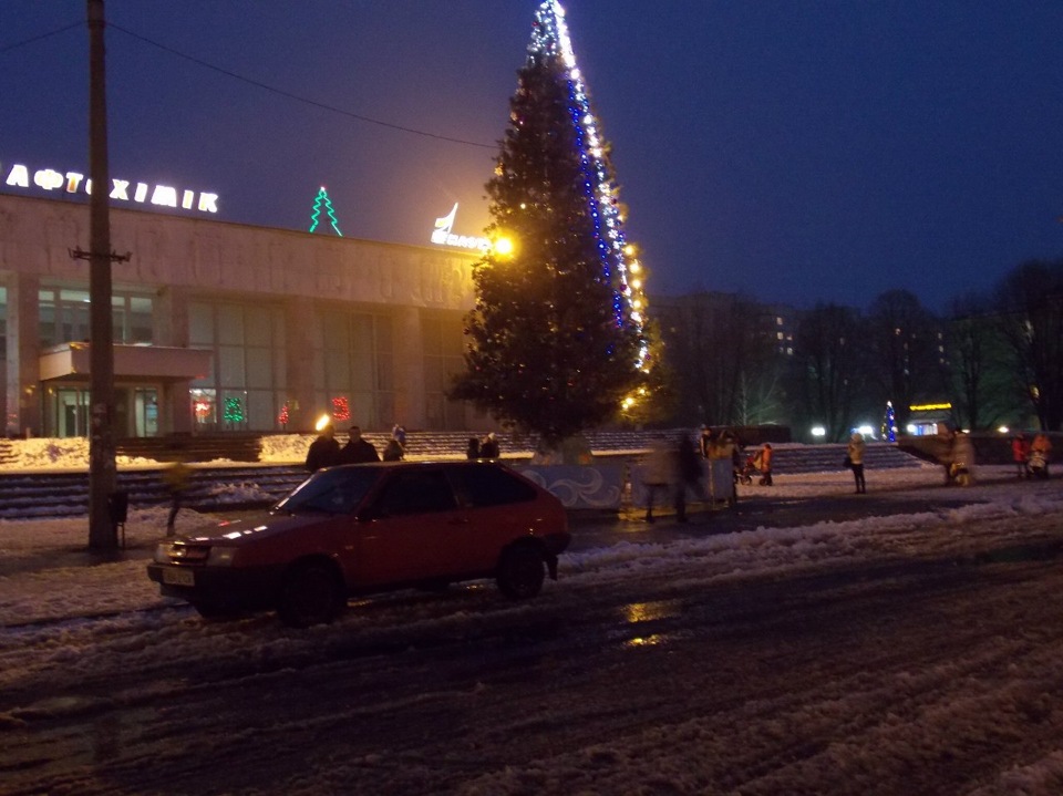 Вечірком на вулицях району 1