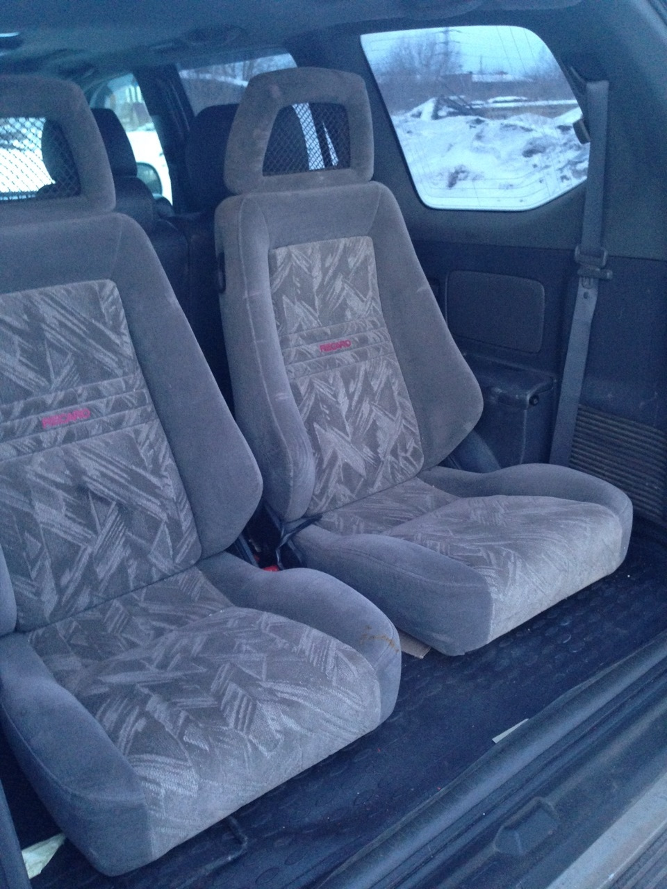 Дилірські Recaro Modular 1