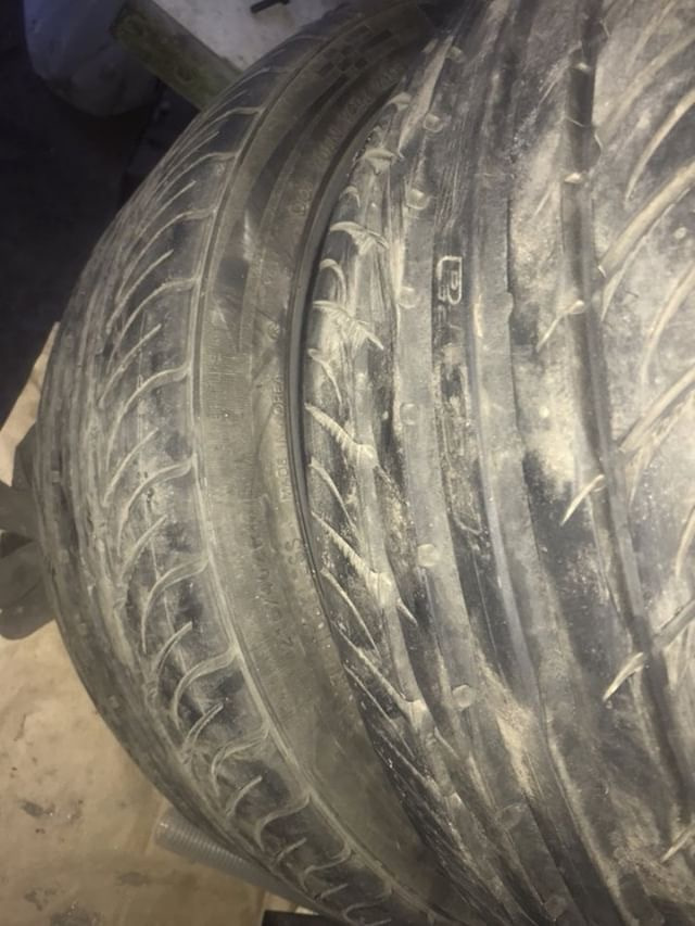 Продам гуму 215/40/16. 4500 гр 2