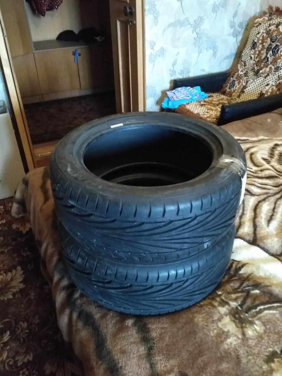 Ще пара новеньких Toyo 2