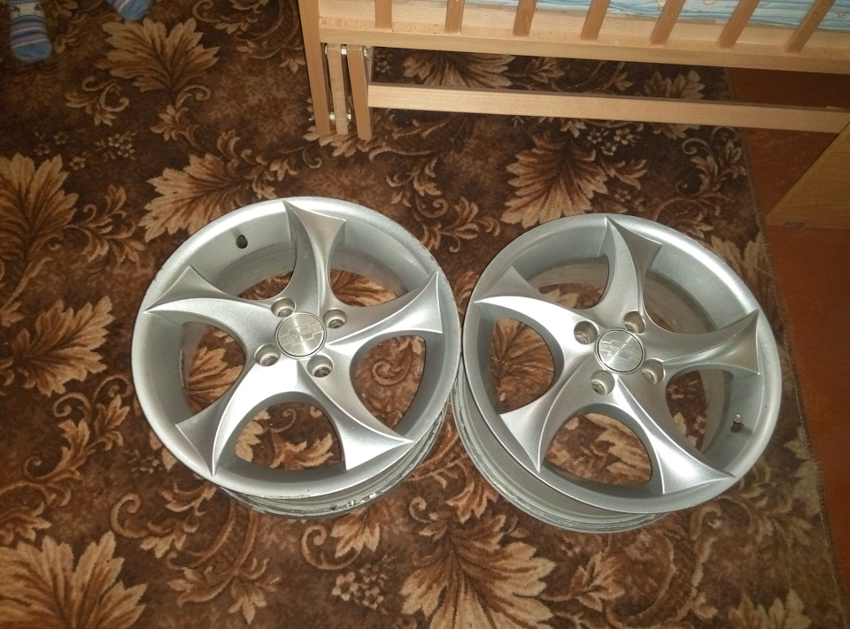 Лиття R15 4*100*6.5J 2