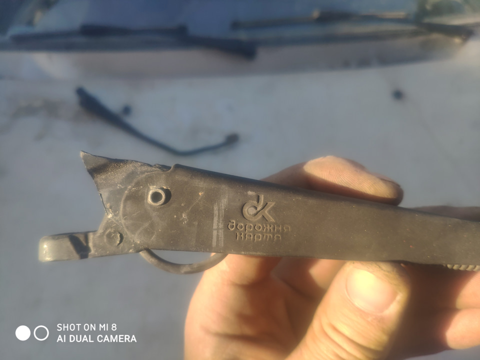 Заміна розподільного валу, двірників, бачок омивача 2