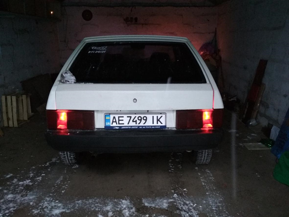 Задні ліхтарі ESER. 3