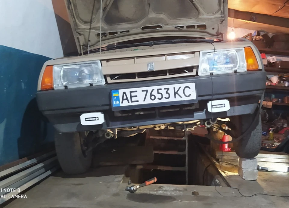 Змінив масло у ВАЗ 2108