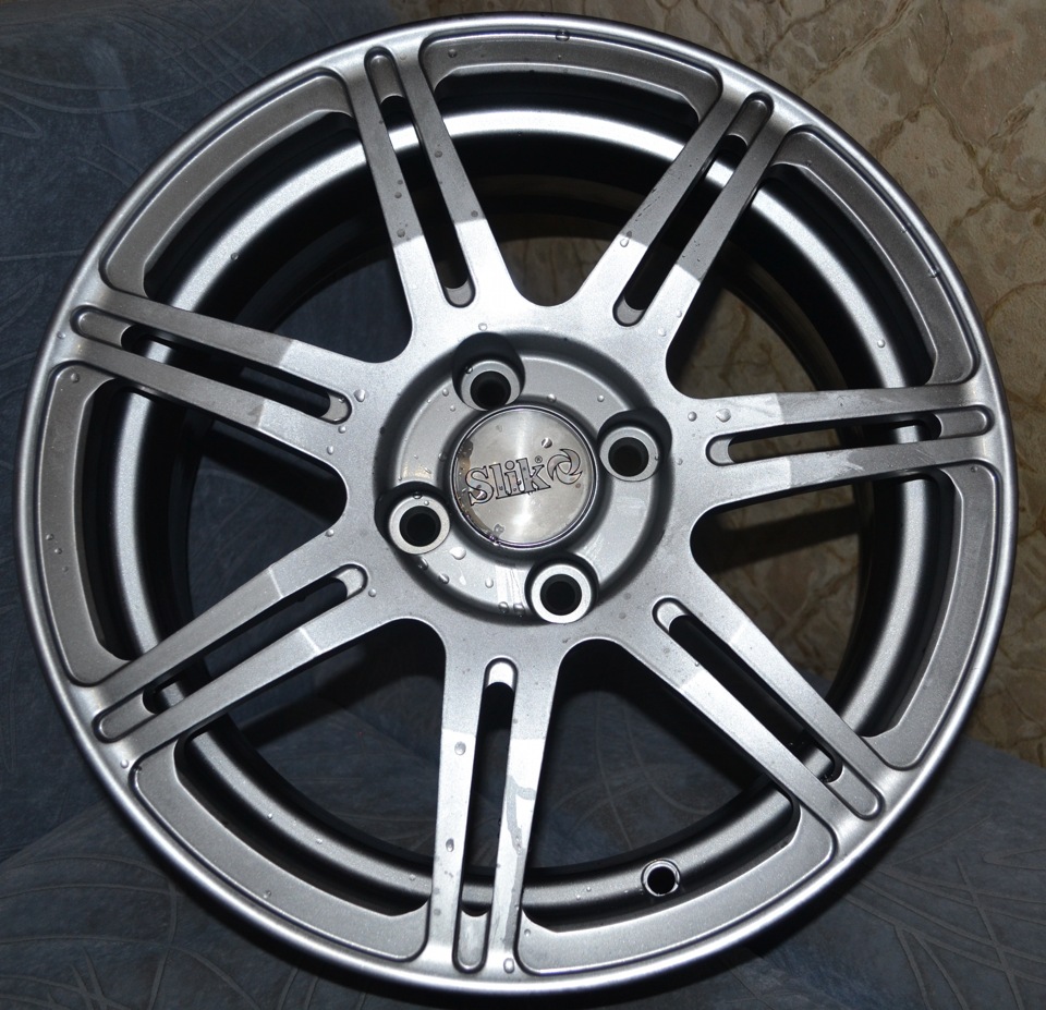 SLIK L1821K 1