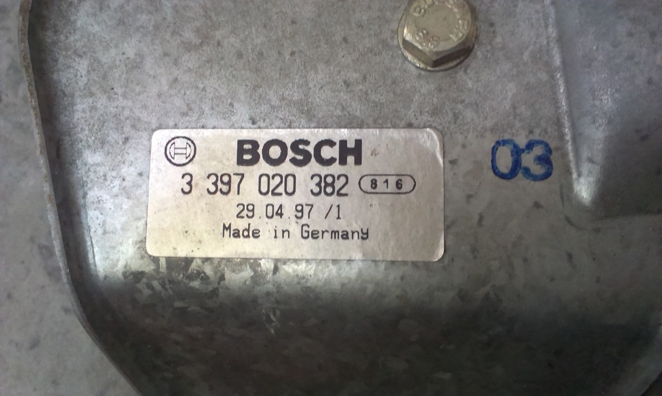 Корпус двірників з моторчиком BOSCH від BALTIC 3
