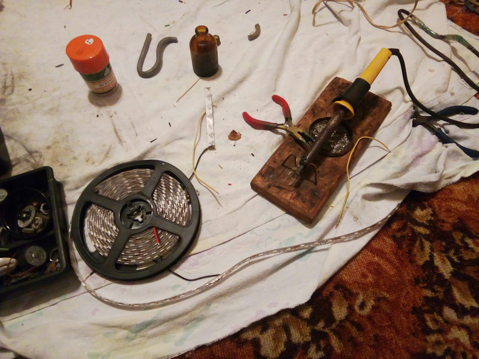 Фари з підсвічуванням 1