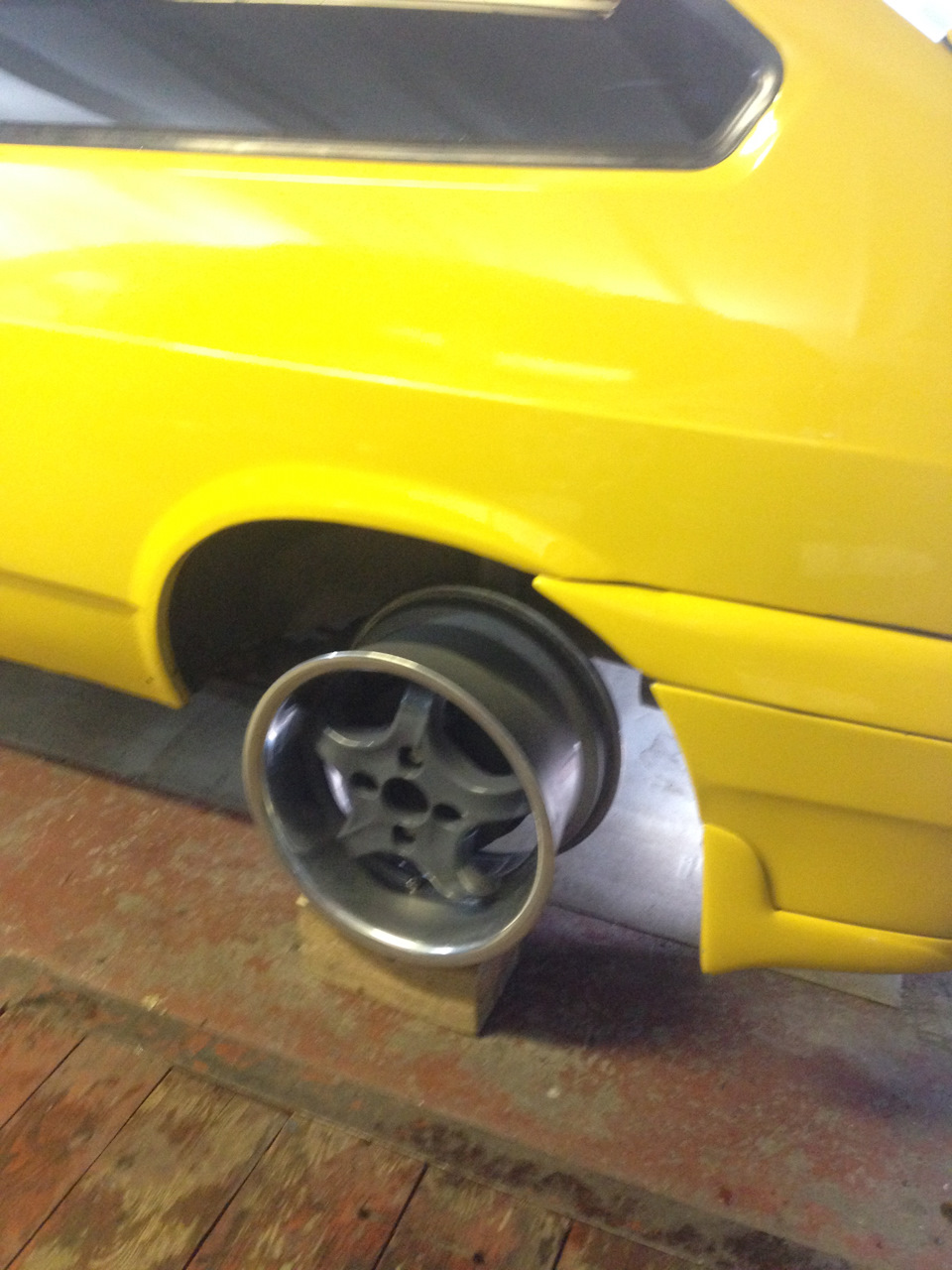 Brock B5 4