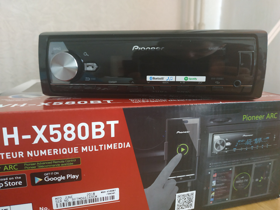 Pioneer MVH-X580BT 2