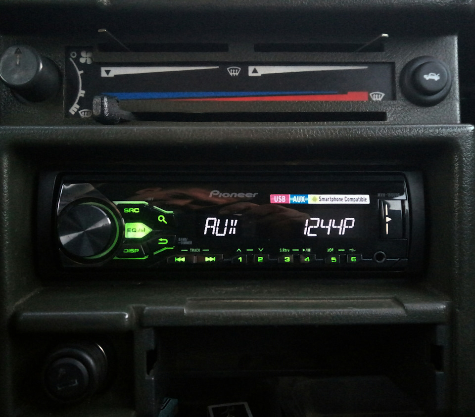 прикупив pioneer mvh-180ubg 3