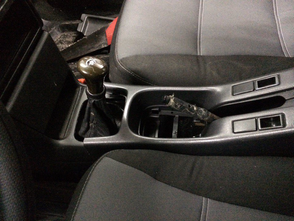 Підлокітник від Nissan primera p11 у Ваз 2109 4