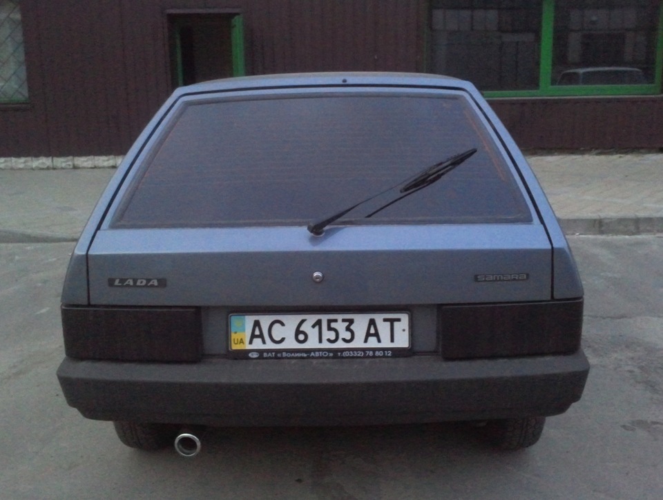 Задній двірник 1
