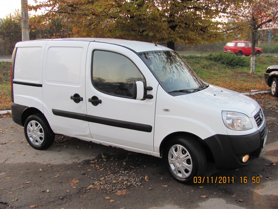 моя біла -Fiat Doblo 2