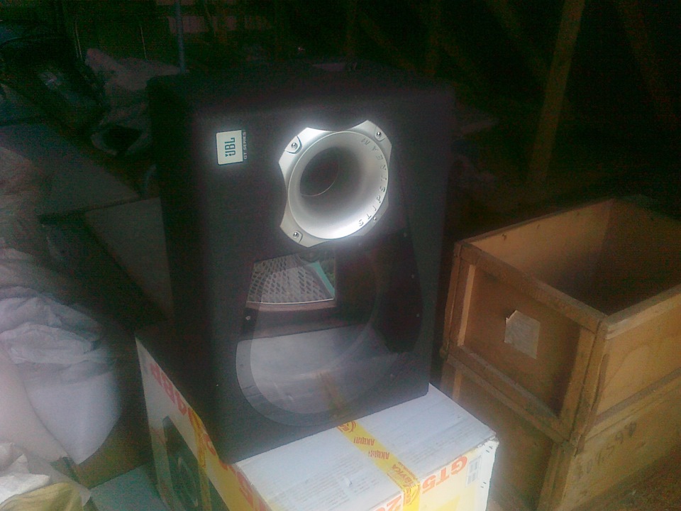 ПРОДАМ КОРПУС ДЛЯ САБВУФЕРУ JBL ( ПРОДАМ КОРОБ ПІД САБ ) JBL GT5-12 3