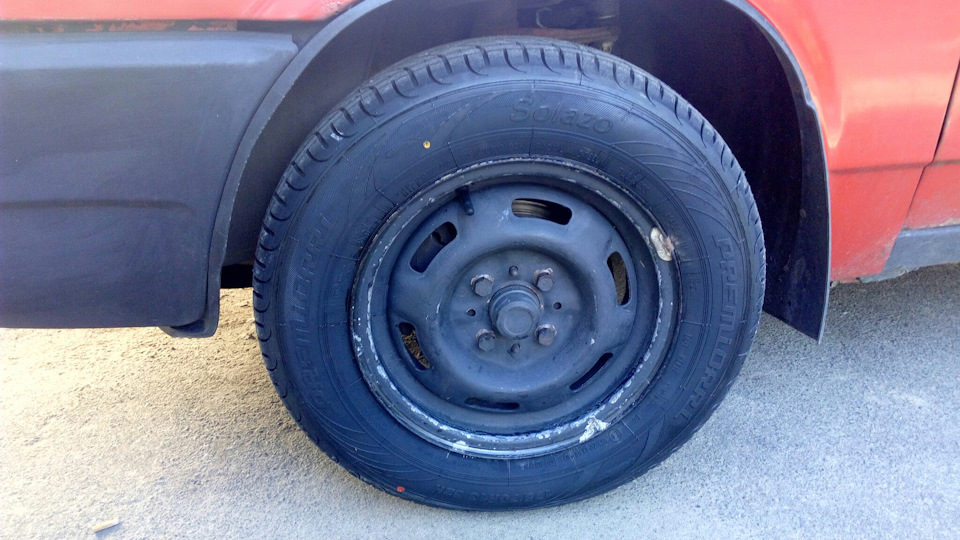 Шини Premiorri Solazo 175/70 R13 82H та колодки Intelli 3