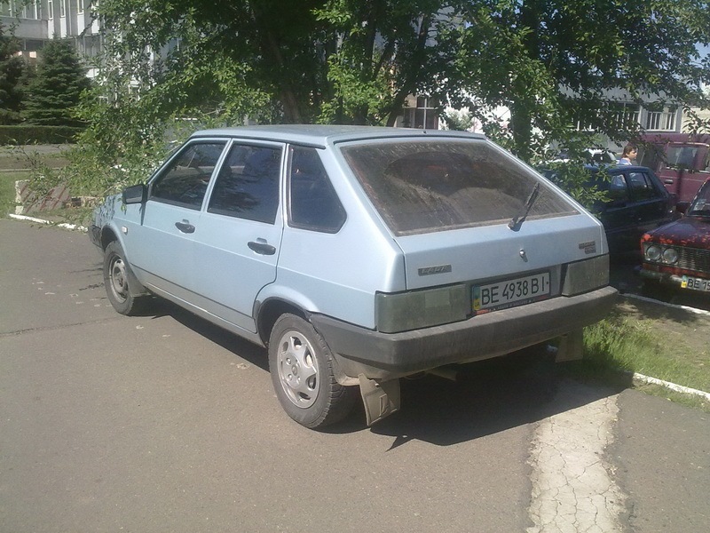 Зустрів колишню 1