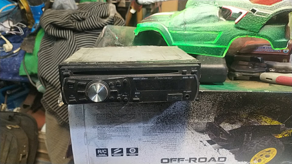 Продам автомагнітолу pioneer DEN 2200UB оригінал 1