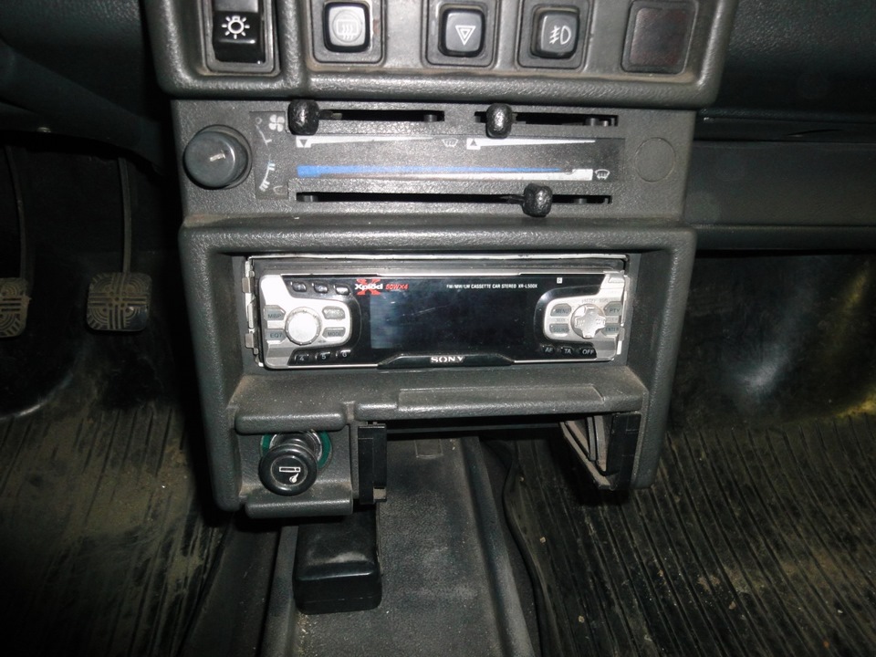 Змінили старий SONY на Pioneer/// 2