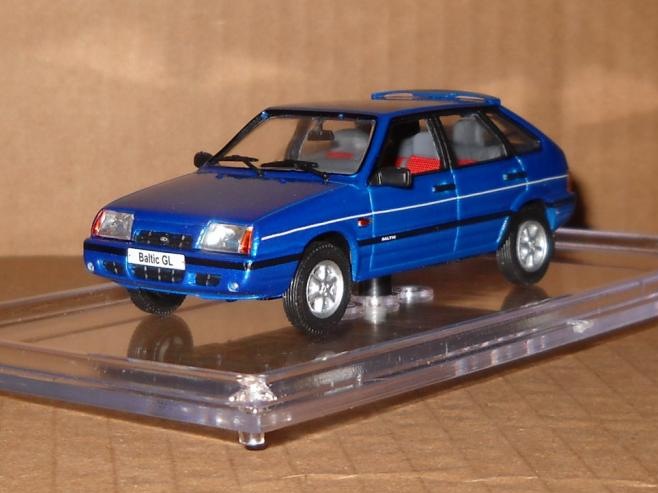 Моделька 1:43 моєї фіночки) 1