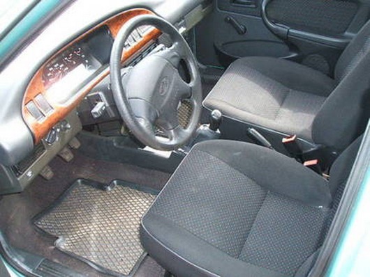 Знайшлася 3-я комплектація GLX! 4