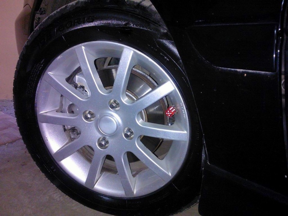 Продам оригінальний диск R15 від Mitsubishi! 1