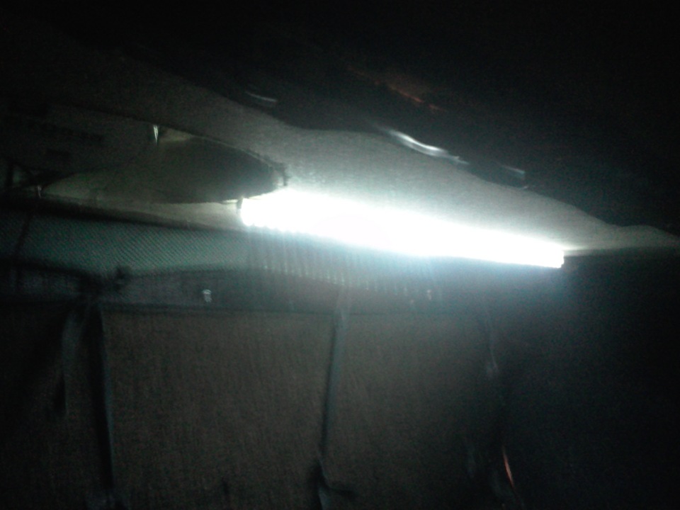 LED підсвічування багажника 5