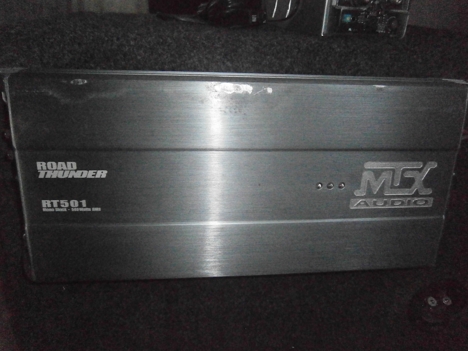 MTX AUDIO THUNDER 5500 . Багажник не для багажу=) 3