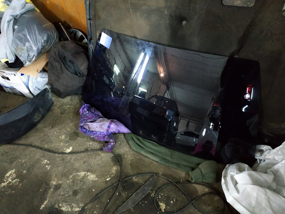 Нове лобове Safeglass Tinted 1