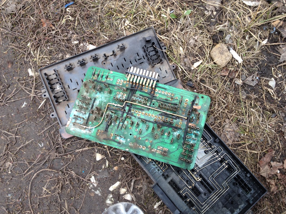 блок запобіжників 1