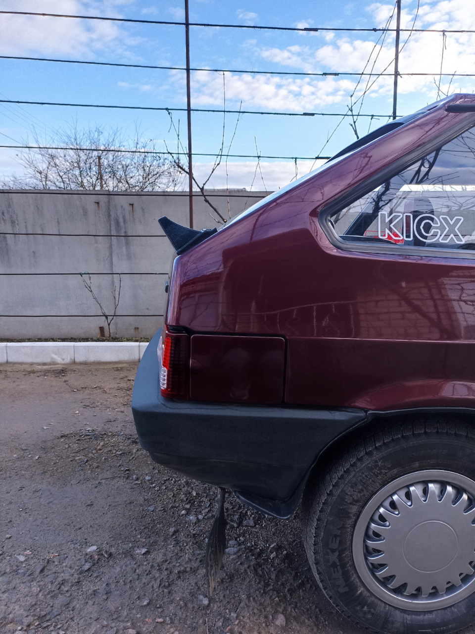 Не поставив Спойлер аля СРСР Ваз 2109/08 3