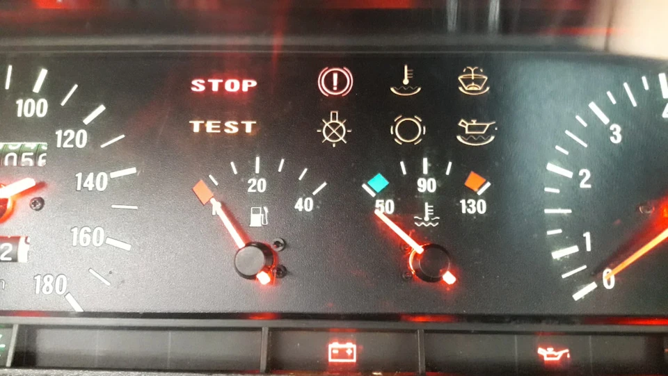 Датчик рівня палива приплив😕🏊♂️. Замінити негідника!🛠🗑🤬😤