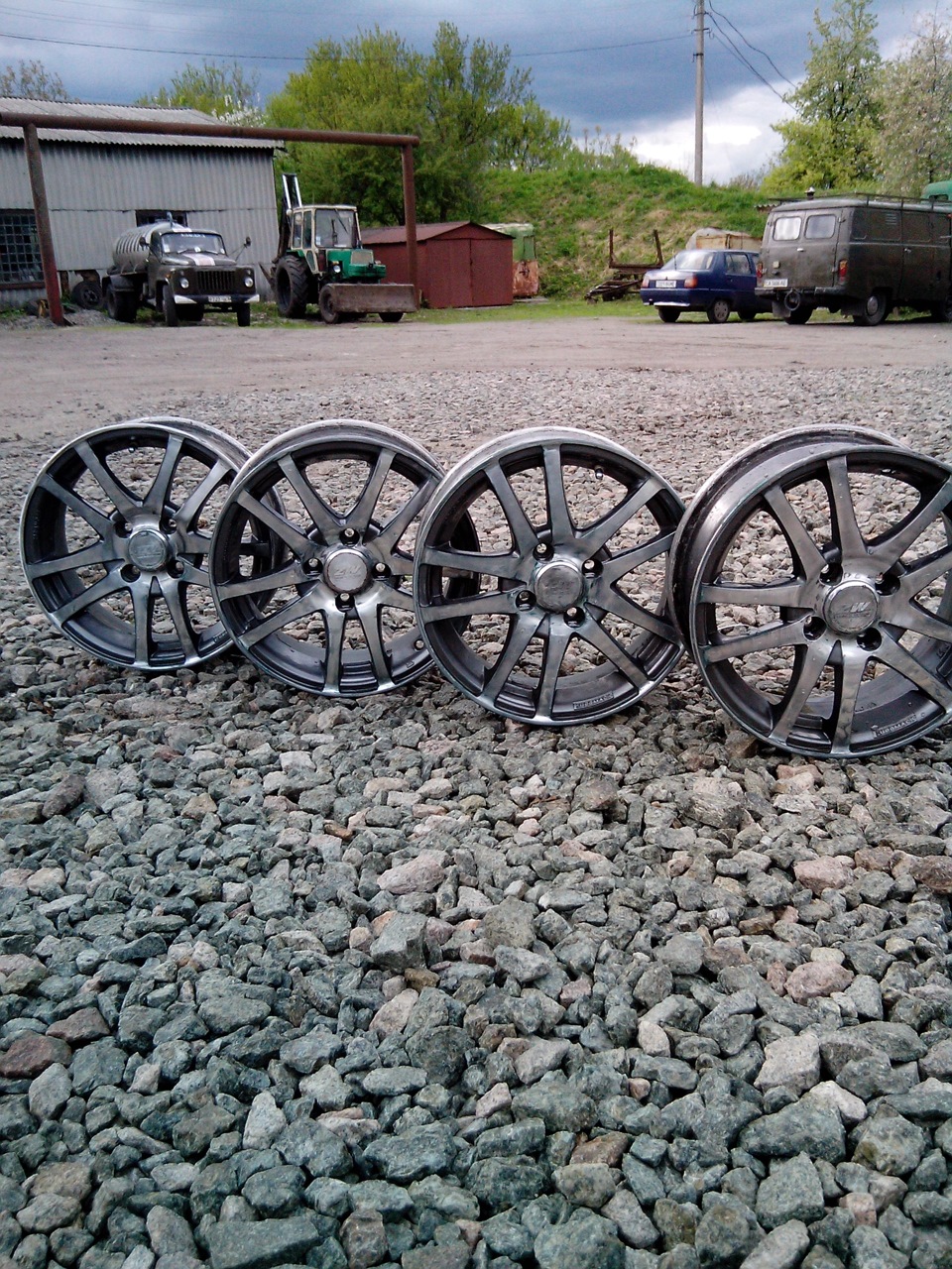 Диски ZW R14 4*98 5.5J ET35 2