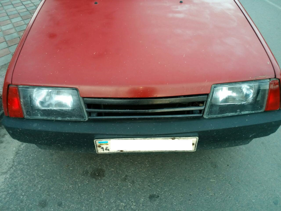 Встановлюємо решітку без значка) 3